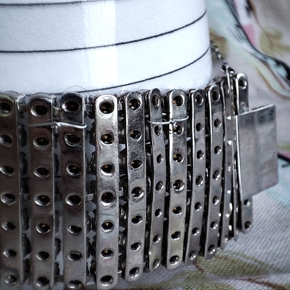 Vintage Signed Kramer of New York Seven Row Prong Set Clear Rhinestone Bracelet - Picture 13 of 16